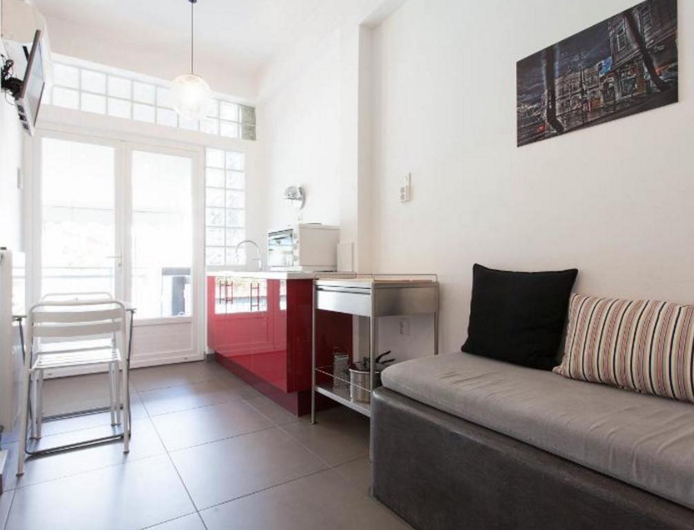 Acropolis Charming Apartment With Large Balcony - Dm17 Athens Exterior photo